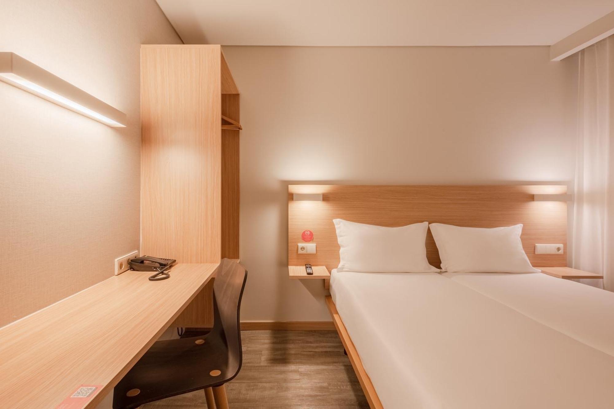 Moov Hotel Porto Norte Senhora da Hora Bagian luar foto